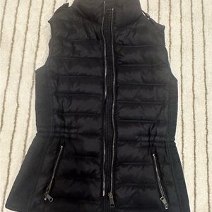 Burberry Vest - mint condition XS